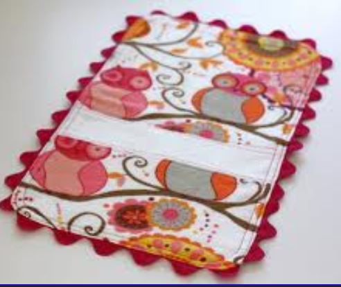 Prýmek 3,8 cm tmavší červená