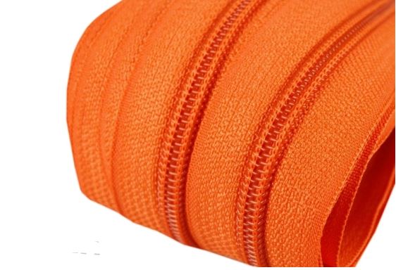 Metrážový zip spirálový 5mm oranžový 158