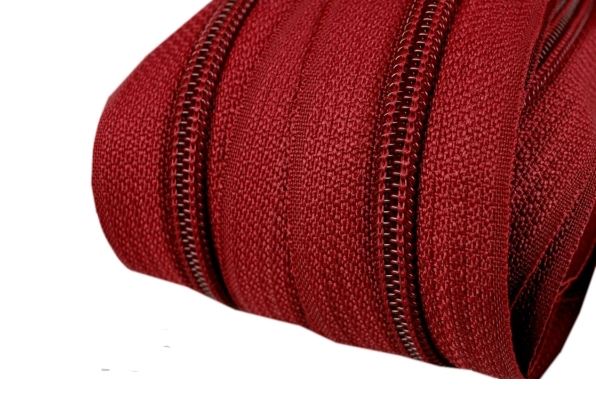Metrážový zip spirálový 5mm tmavě červený 163
