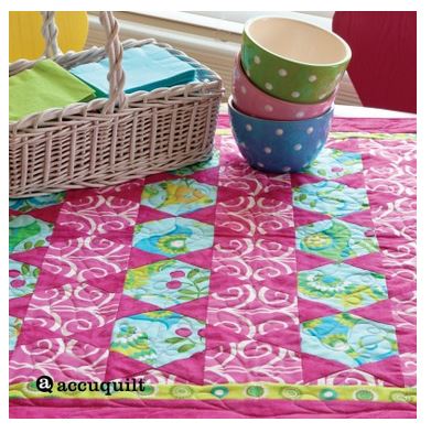 Trojúhelníky k hexagonům - řezání na raznici