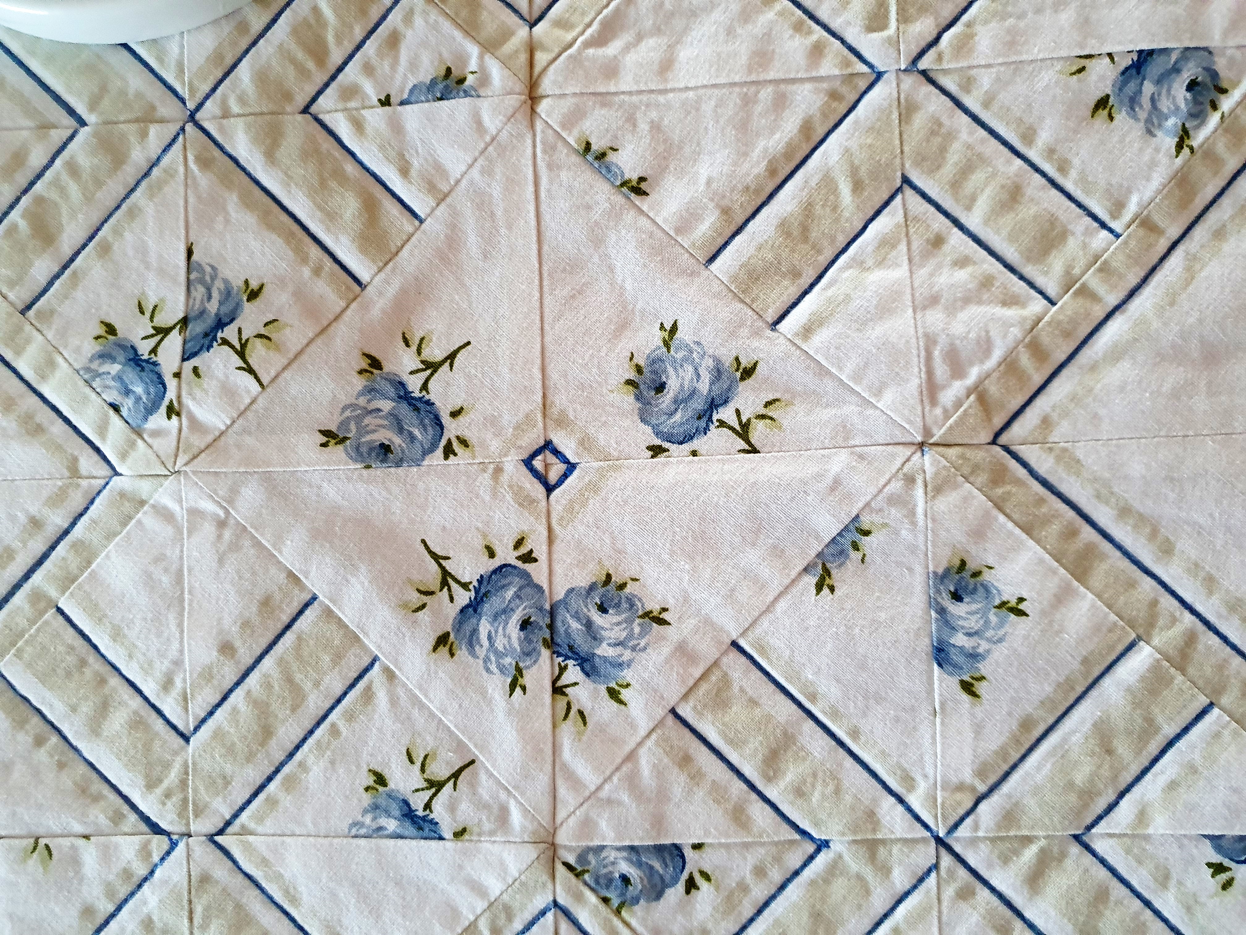 Štola květinková 125 x 42 cm